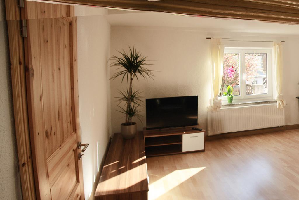 3 Seiten Ferienwohnung Jena Phòng bức ảnh